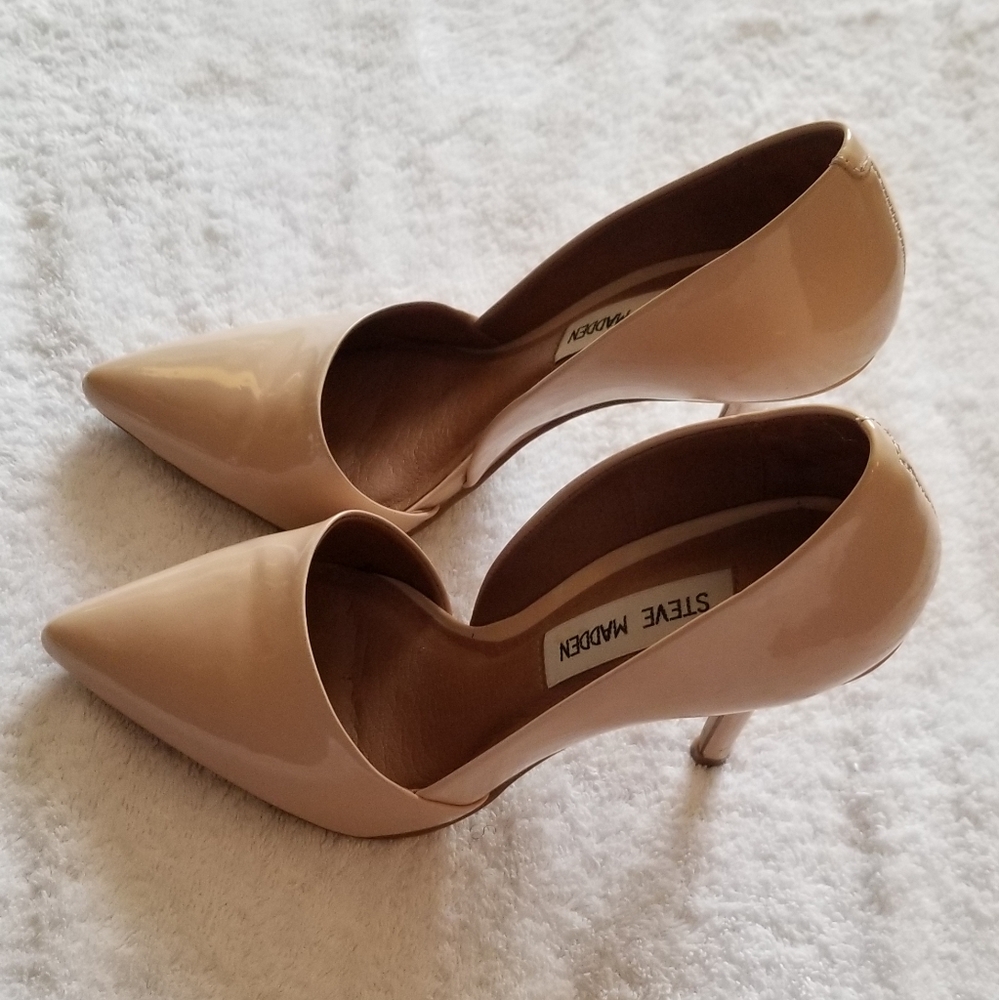 Steve Madden 7M Frennzy heels